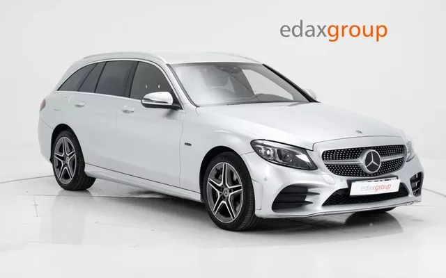 Mercedes-Benz C 300 de AMG Line