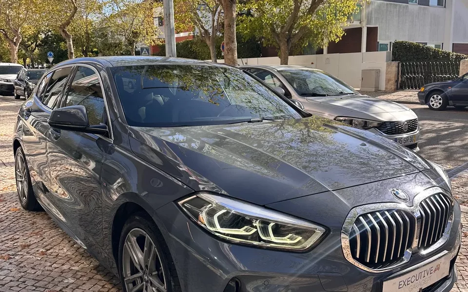 BMW 118 i Pack M Auto