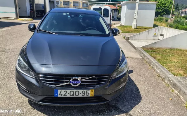 Volvo S60 1.6 D2 Drive Momentum Powershift Start/Stop