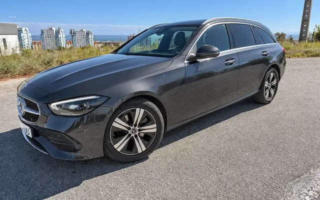 Mercedes-Benz C 220