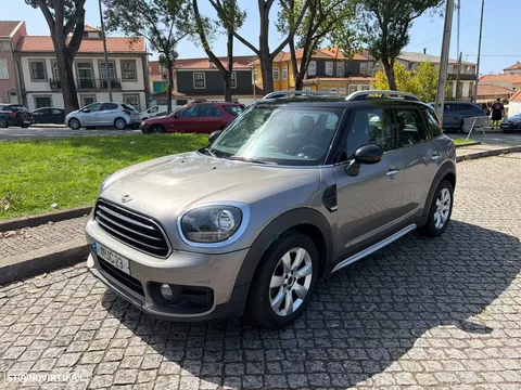 MINI Countryman One D