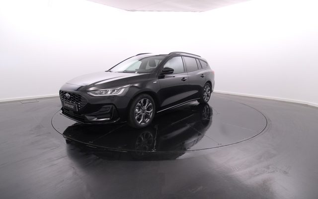Ford Focus SW ST-LINE 1.5 TDCi 115cv Cx. Aut. GPS / Vidros Escurecidos / Pack Driver