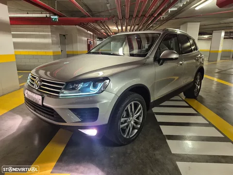 VW Touareg 3.0 TDI V6 Executive Edition