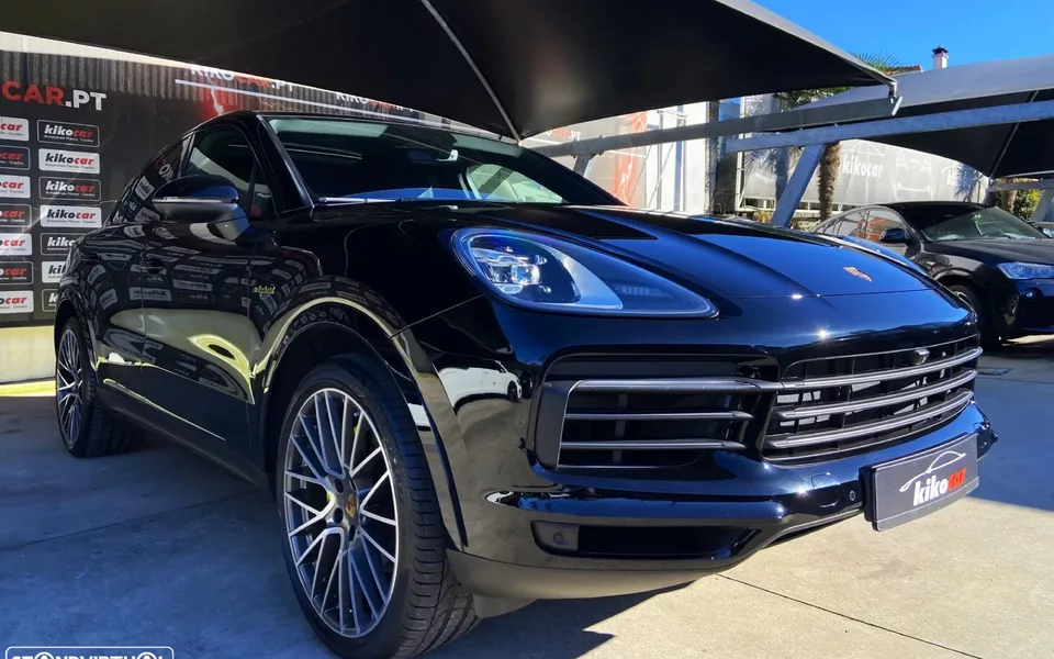 Porsche Cayenne Coupé E-Hybrid Platinum Edition