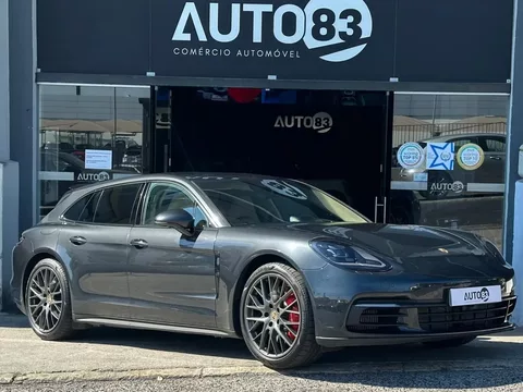 Porsche Panamera Sport Turismo 4 E-Hybrid