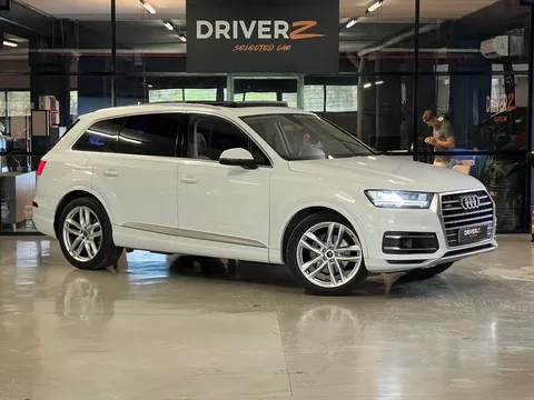 AUDI Q7 Q7 3.0TDI design quattro tiptronic 200kW