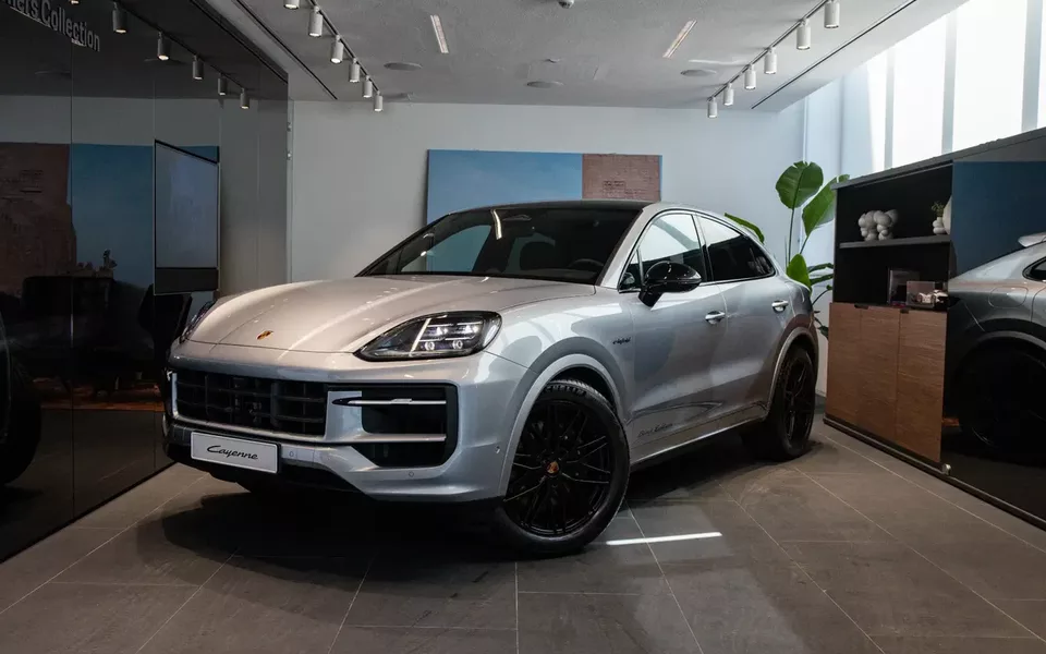 Porsche Cayenne Coupé E-Hybrid Black Edition