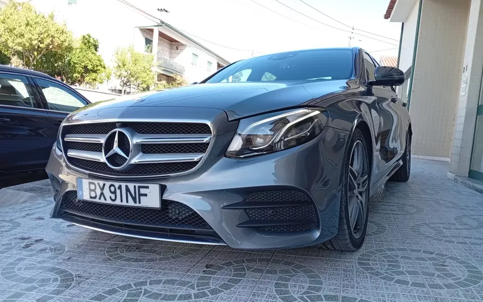 Mercedes-Benz E 220 d 9G-TRONIC AMG Line