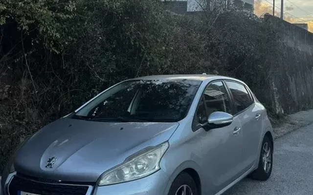Peugeot 208 1.4 VTi Access
