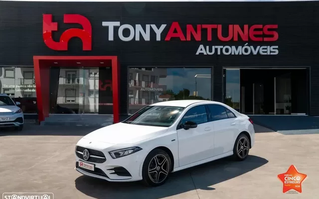 Mercedes-Benz A 250 Limousine e 8G-DCT AMG Line