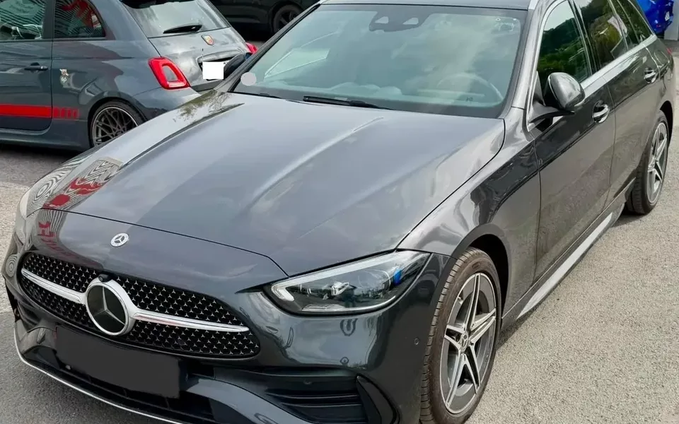 Mercedes-Benz C 300 e T 9G-TRONIC AMG Line