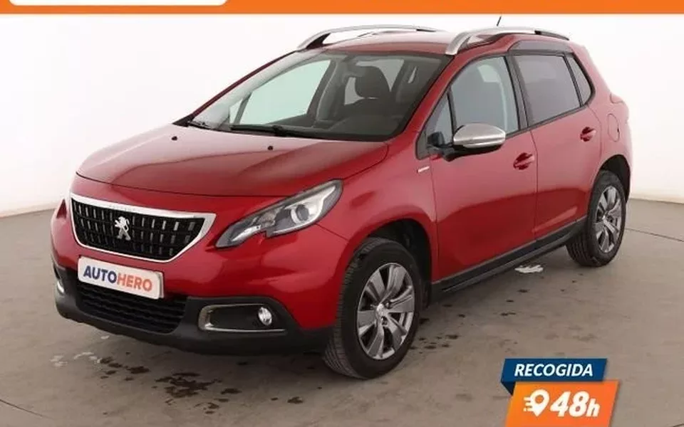 PEUGEOT 2008 1.2 e-VTi Style