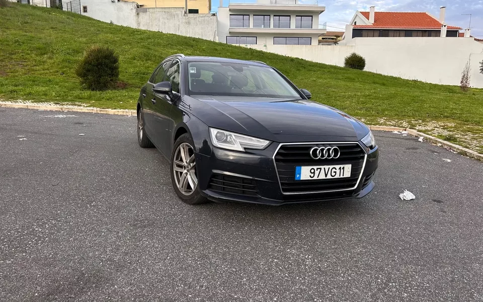 Audi A4 Avant 2.0 TDI S tronic
