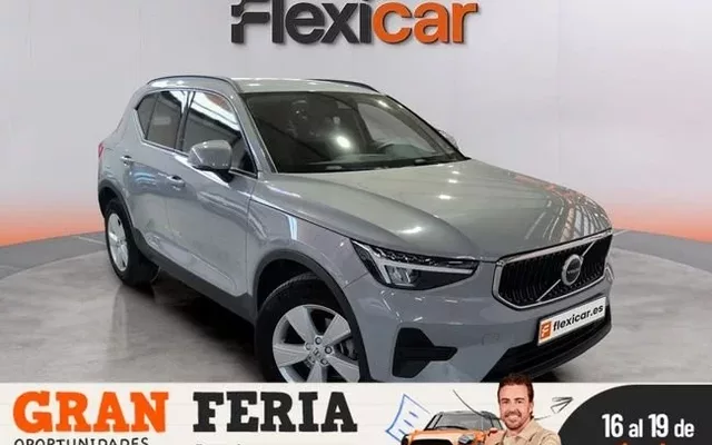 VOLVO XC40 XC40 T2 Essential Aut. - 28990€ en Lleida