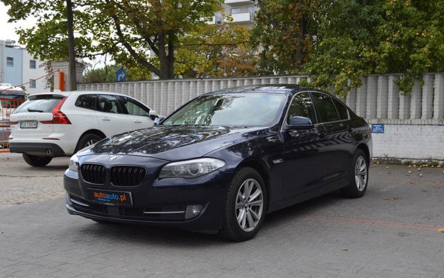 BMW SERIA 5 2010