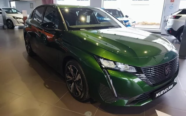 PEUGEOT 308 308 1.2 PureTech S&S Allure EAT8 130 - 21300€ en Merida