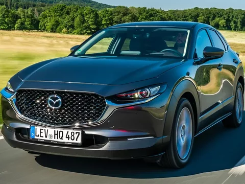 MAZDA CX-30 CX-30 2.5 e-Skyactiv-G Homura FWD 103kW