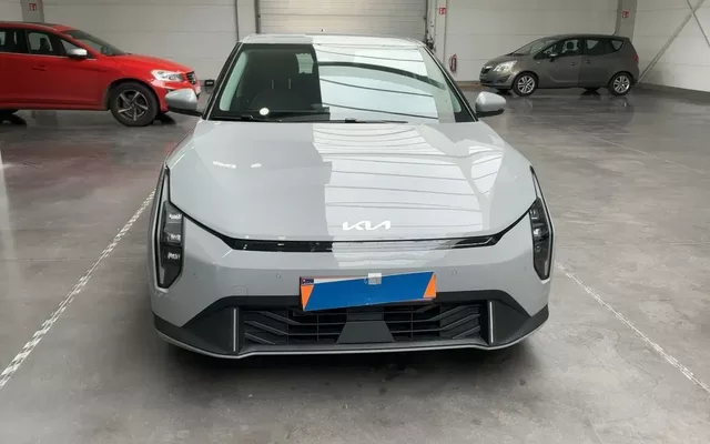 Kia EV4 81.4 kWh Tech