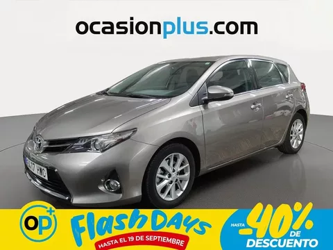 TOYOTA Auris Auris 120D Active