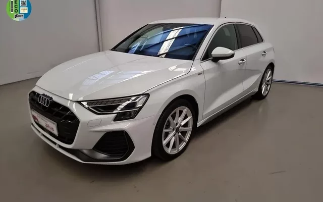AUDI A3 A3 Sportback TFSI S line S tronic 110kW