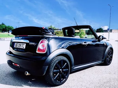 MINI Cabrio Cooper D