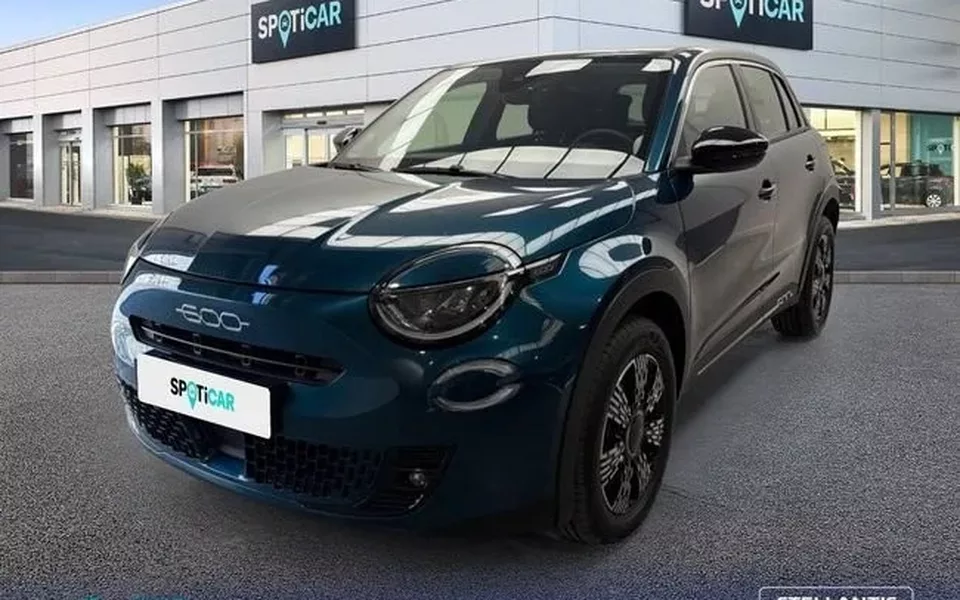 FIAT 600 MHEV 1.2 74kW (100CV) DDCT - - 18490€ en Almeria