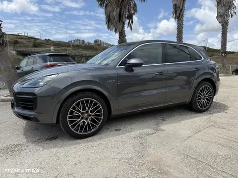 Porsche Cayenne E-Hybrid Tiptronic S