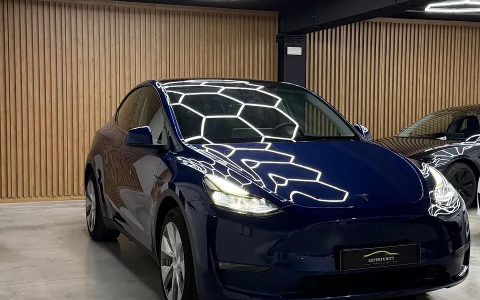 Tesla Model Y Long Range Tração Integral