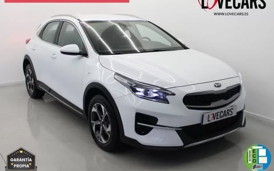 KIA XCeed 1.6 MHEV iMT Drive 100kW (136CV) - 17900€ en Ponteareas