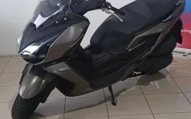 Kymco Super Dink 300