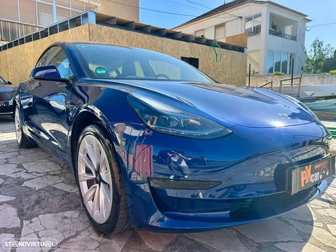 Tesla Model 3 Standard Range Plus RWD