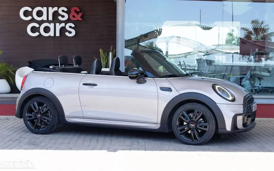 MINI Cabrio Cooper Premium JCW Auto