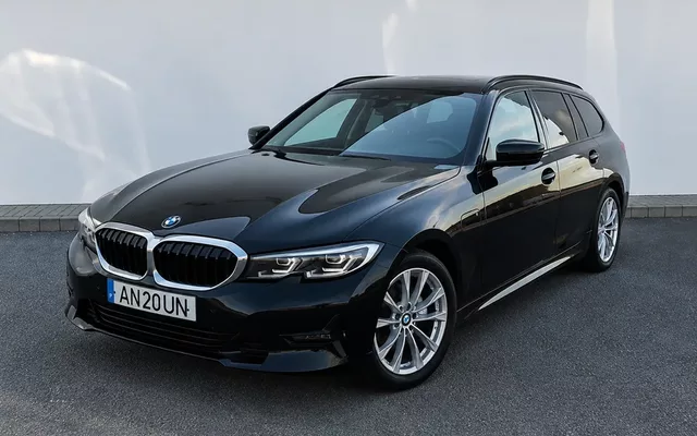 BMW 320