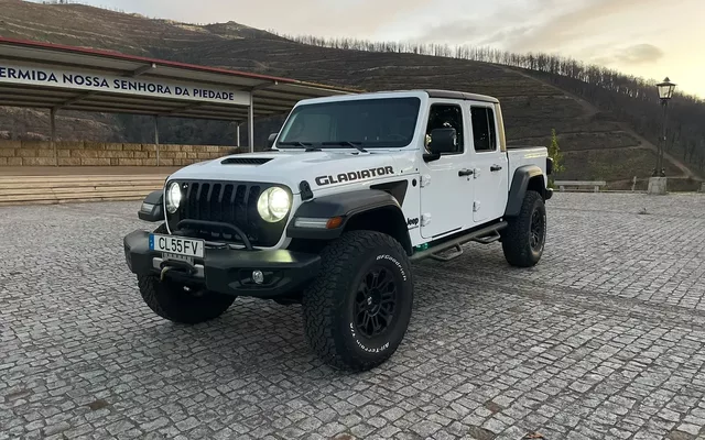 Jeep Gladiator 3.0 CRD Overland AT8