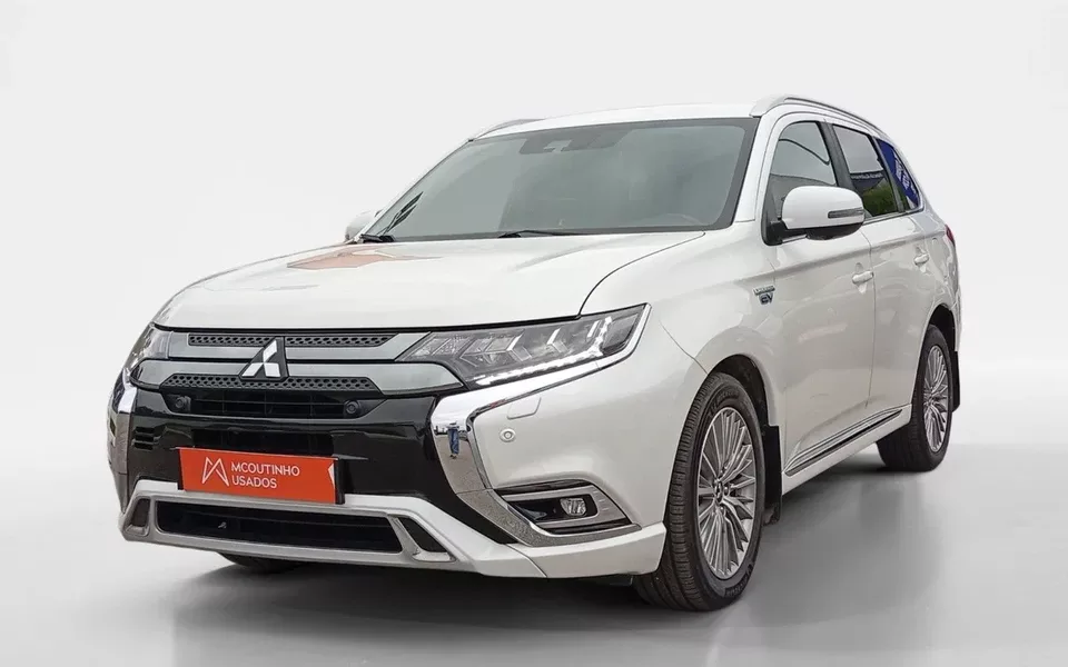 Mitsubishi Outlander 2.4 Intense