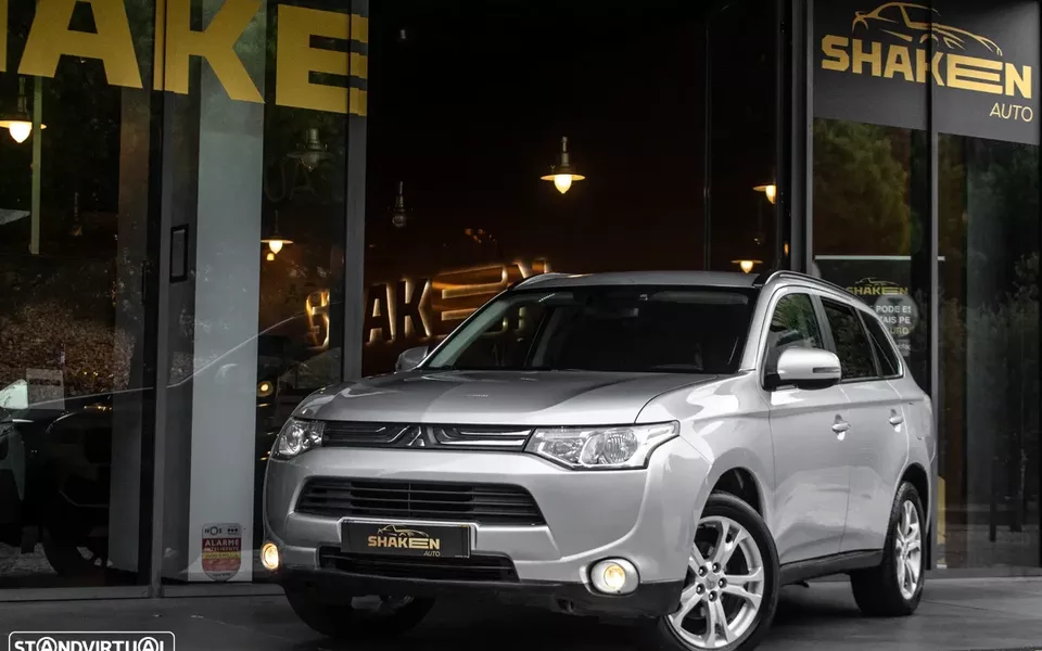 Mitsubishi Outlander 2.2 DI-D Instyle