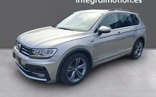 VOLKSWAGEN Tiguan Tiguan 2.0TDI Advance 4Motion DSG 110kW