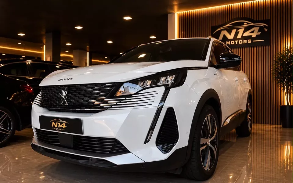 Peugeot 3008 1.6 Hybrid Allure Pack e-EAT8