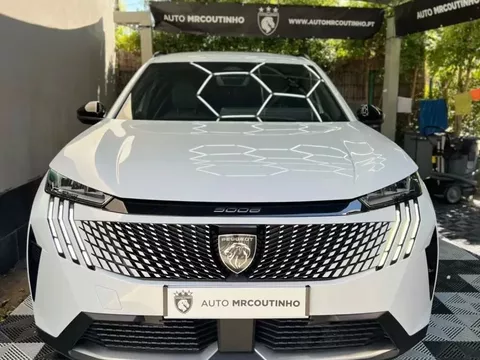 Peugeot 5008 1.2 Hybrid Allure e-DCS6