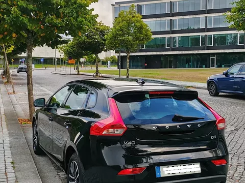 Volvo V40 2.0 D3 Momentum