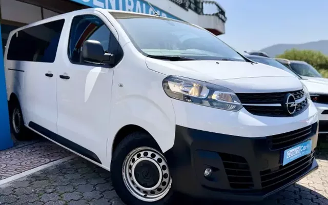 Opel Vivaro 2022 1.5 CDTi L3H1 Essentia 102Cv | PELE | 9 LUGARES