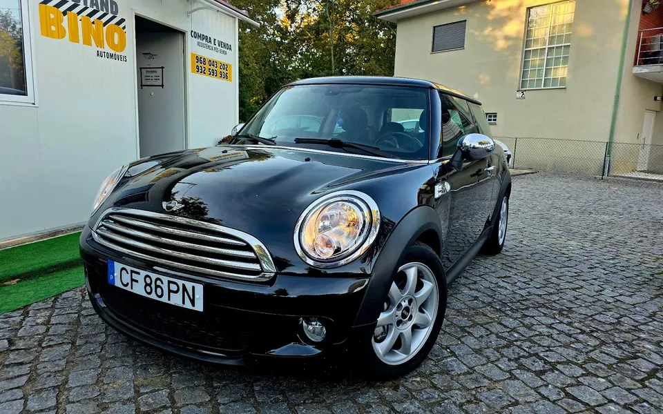 MINI 3 Portas One D