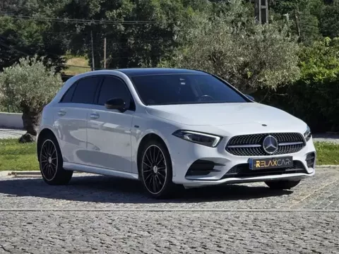 Mercedes-Benz A 250 2021 e 8G-DCT AMG Line