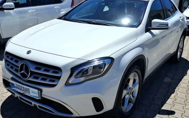 Mercedes-Benz GLA 180 d