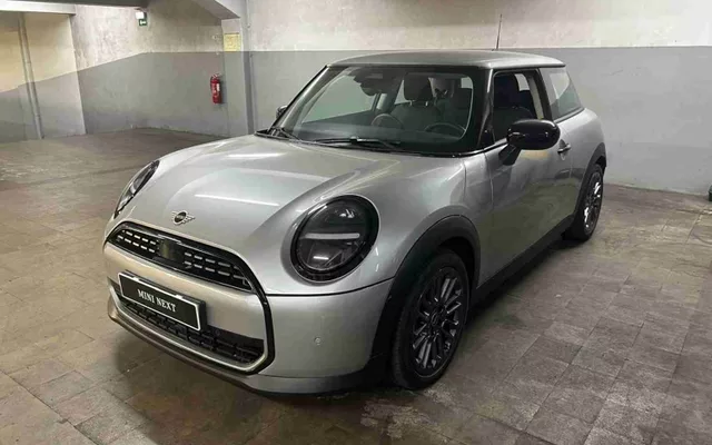 MINI - Mini - Mini Cooper C Essential