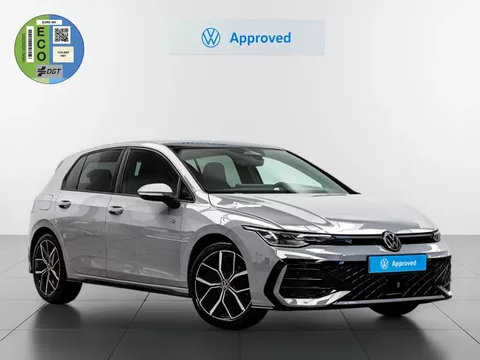 VOLKSWAGEN Golf Golf 1.5 eTSI R-Line DSG 110kW