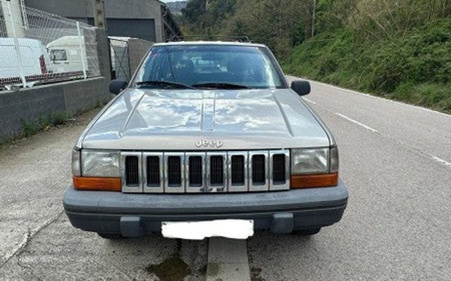JEEP Grand Cherokee 4.0 Laredo Aut.