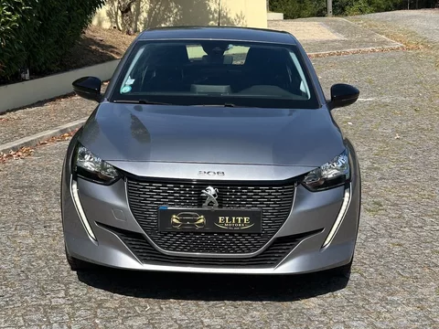 Peugeot e-208