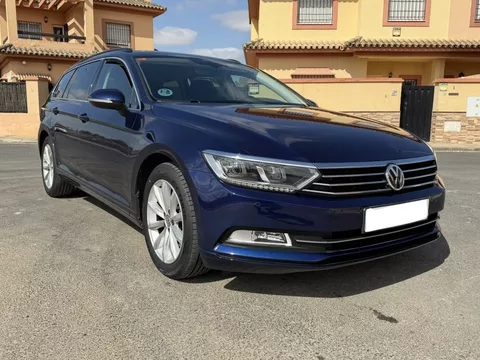VOLKSWAGEN Passat Passat Variant 2.0TDI EVO Business 110kW - 14999€ en Coria del rio