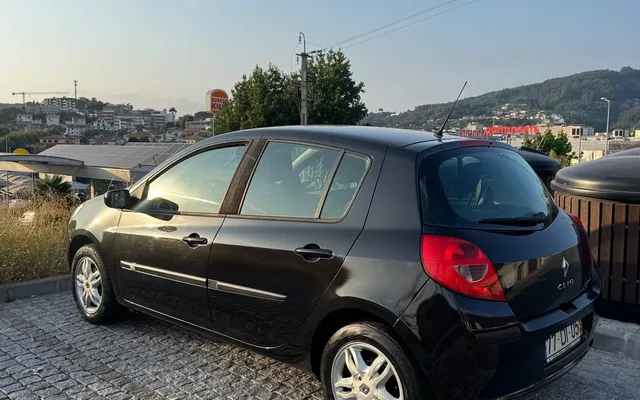 Renault Clio 1.2 16V Rip Curl